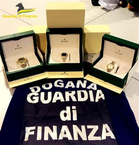 notizie rolex illegali nel treviso|Aveva tre 'Rolex' falsi all'aeroporto di Treviso, multato .